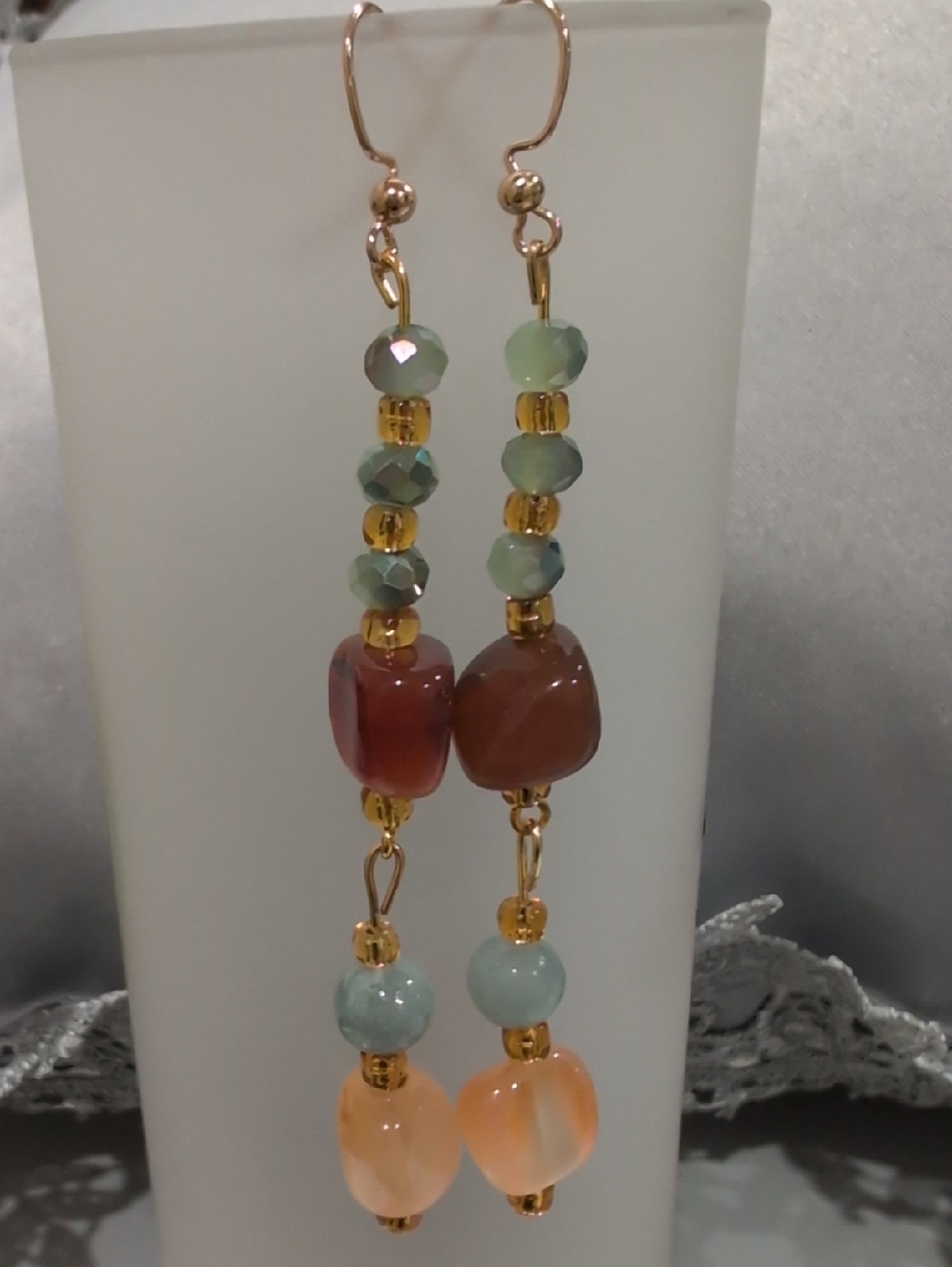 NWOT Handcrafted Gold-Tone Multicolor Glass/Stone beaded Drop Earrings